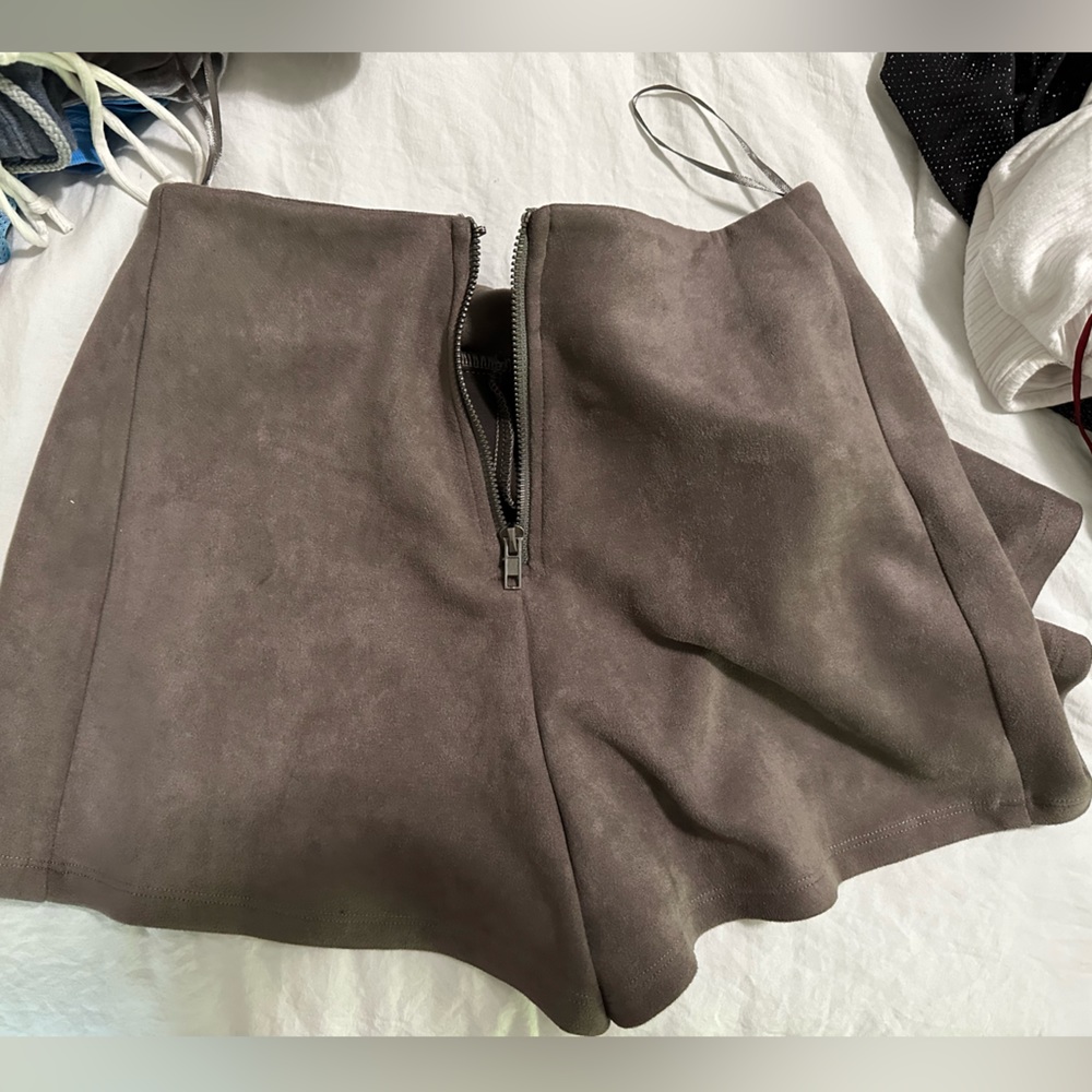 LF skort - Picture 2 of 5